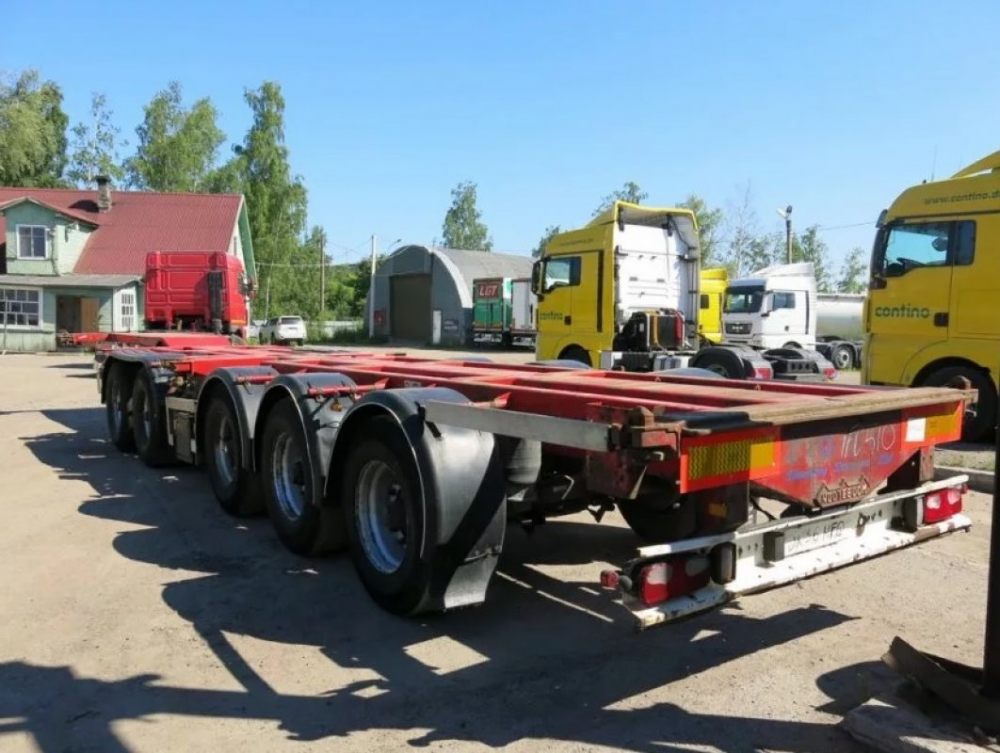 Контейнеровоз Оказываем грузоперевозки контейнеров на полуприцепах взять в аренду, заказать, цены, услуги - Альметьевск
