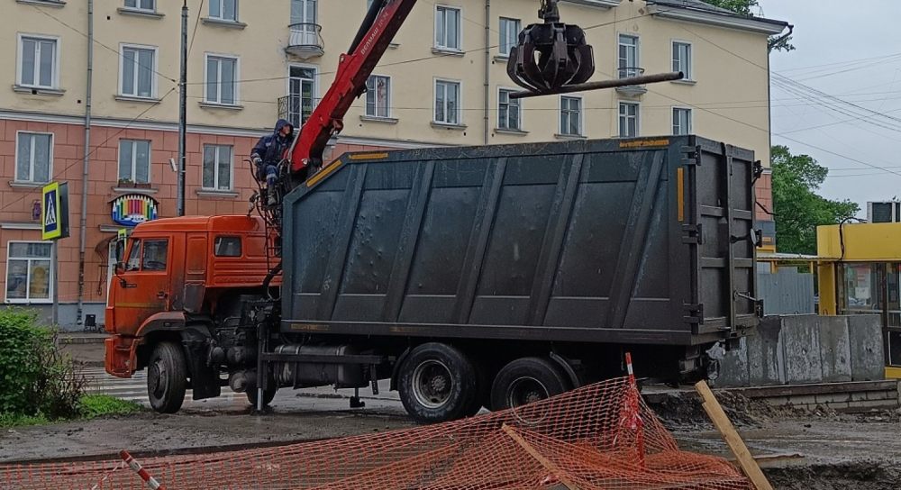 Ломовоз Услуги ломовозов от 2500 руб/час за смену взять в аренду, заказать, цены, услуги - Лаишево