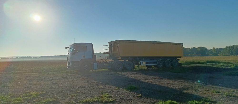 Зерновоз Перевозка зерна полуприцепами взять в аренду, заказать, цены, услуги - Заинск