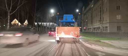 Уборка улиц и дорог спецтехникой и дорожными уборочными машинами стоимость услуг и где заказать - Казань